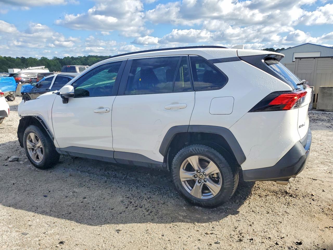 2023 Toyota Rav4 Xle - Фото 2