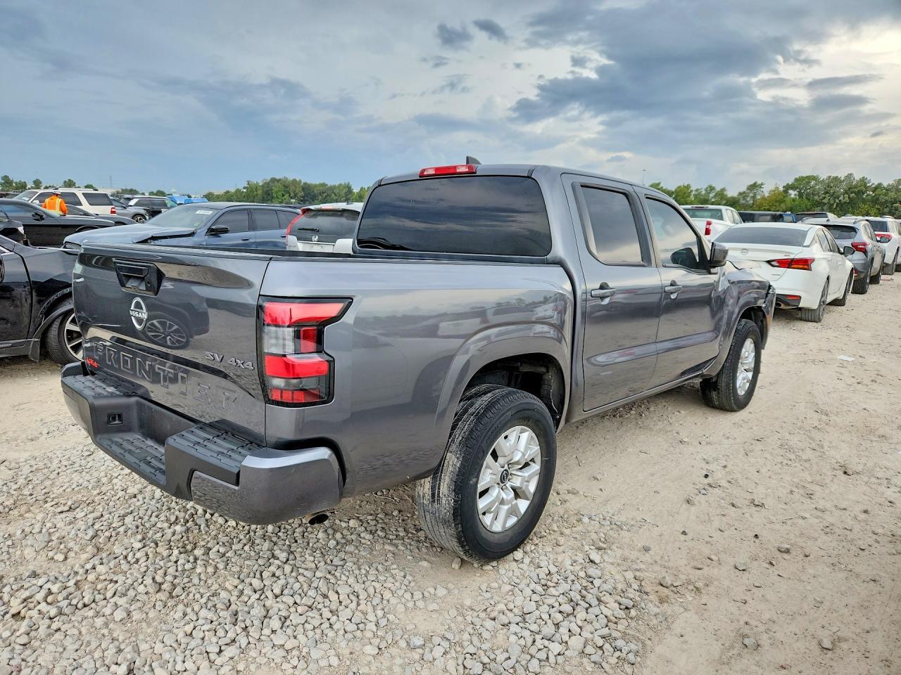 2023 Nissan Frontier Sv - Фото 3