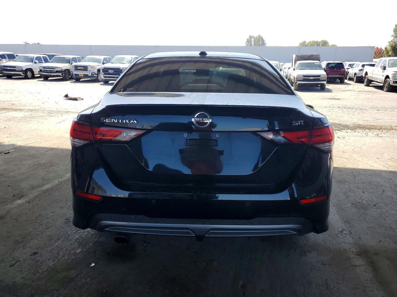 2020 Nissan Sentra Sr - Image 6