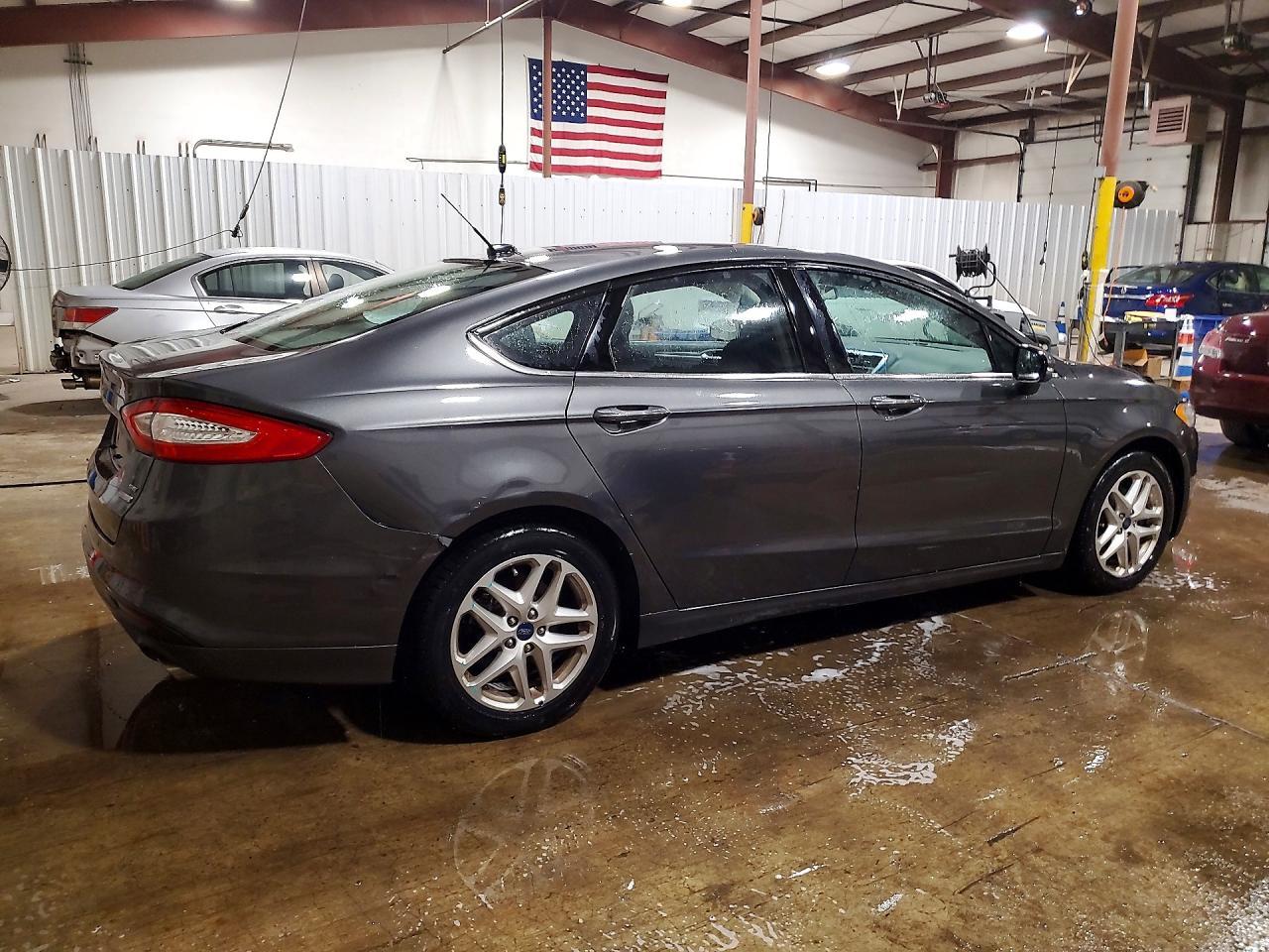 2015 Ford Fusion Se - Фото 3