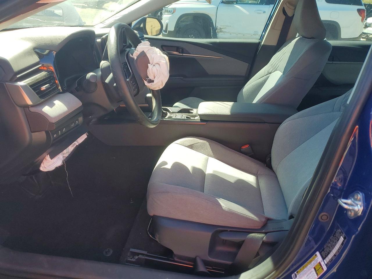 2026 Toyota Camry Le - Фото 7