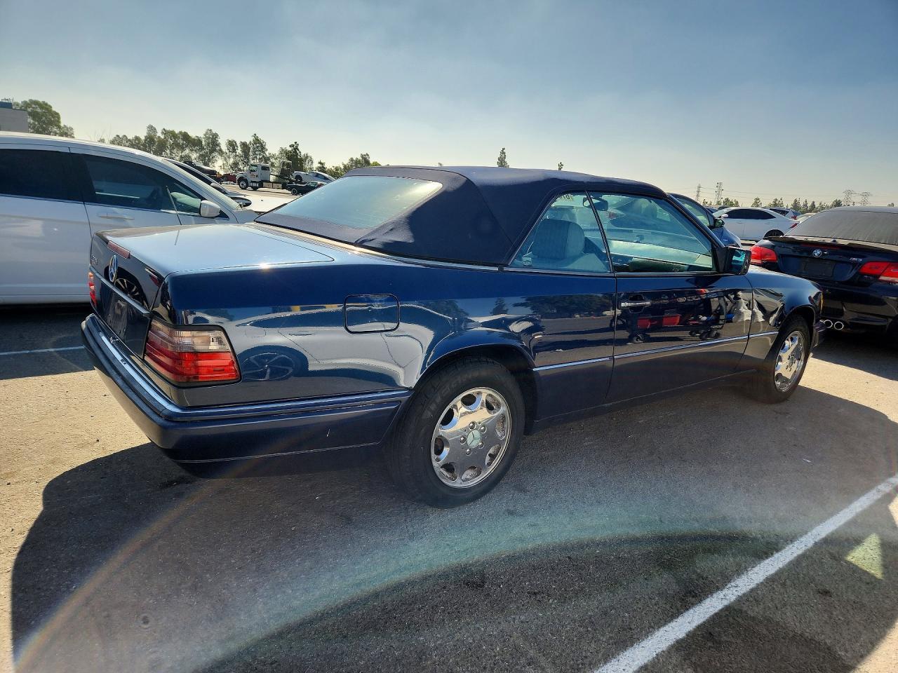 1995 Mercedes-Benz E 320 - Фото 3