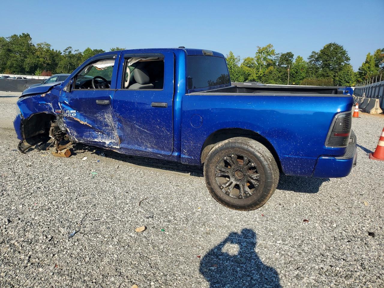2015 Ram 1500 St - Image 2