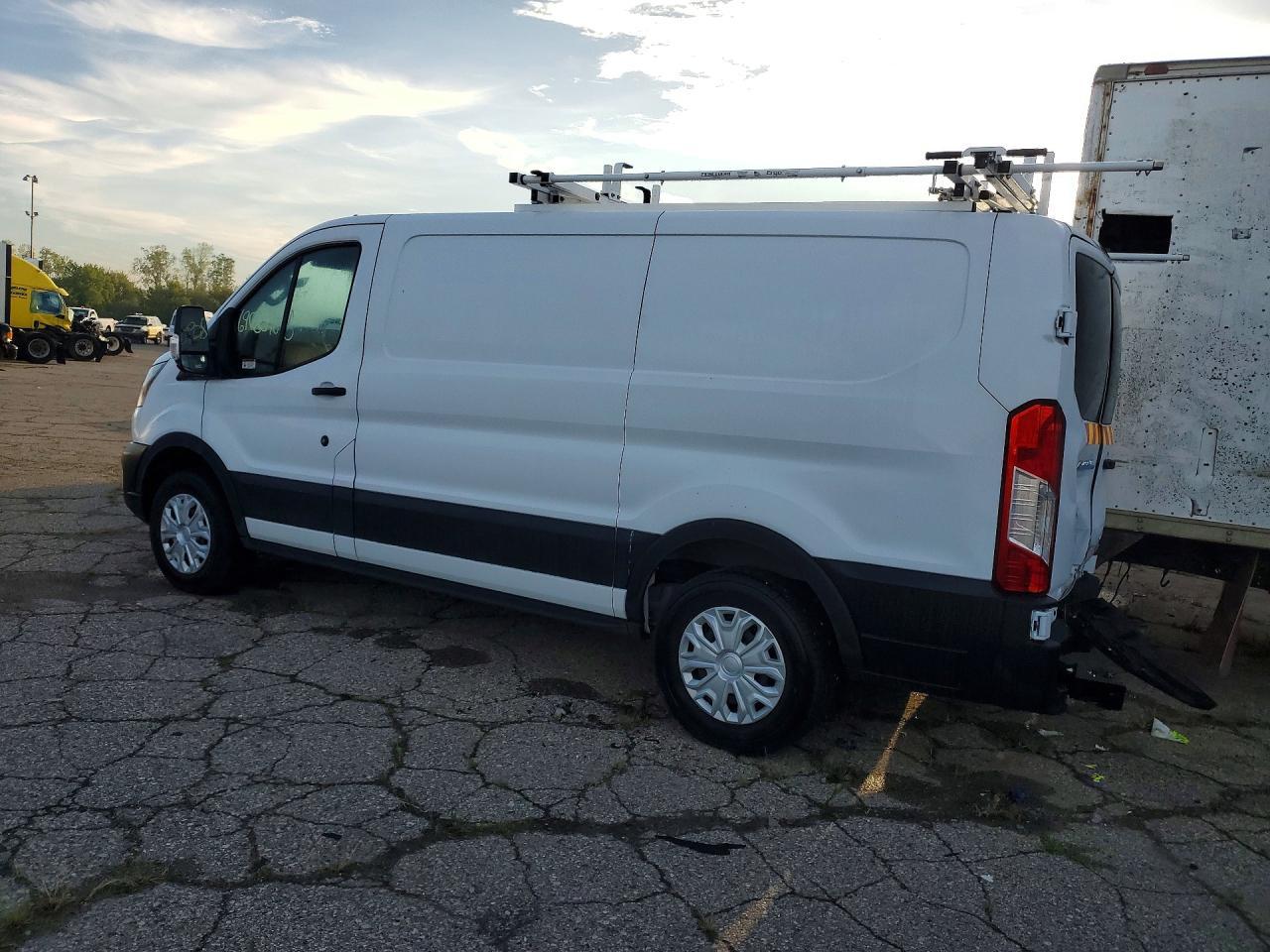 2023 Ford Transit T-350 - Фото 2