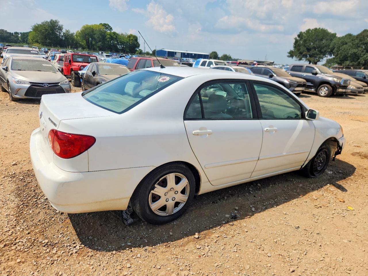 2005 Toyota Corolla Le - Image 3
