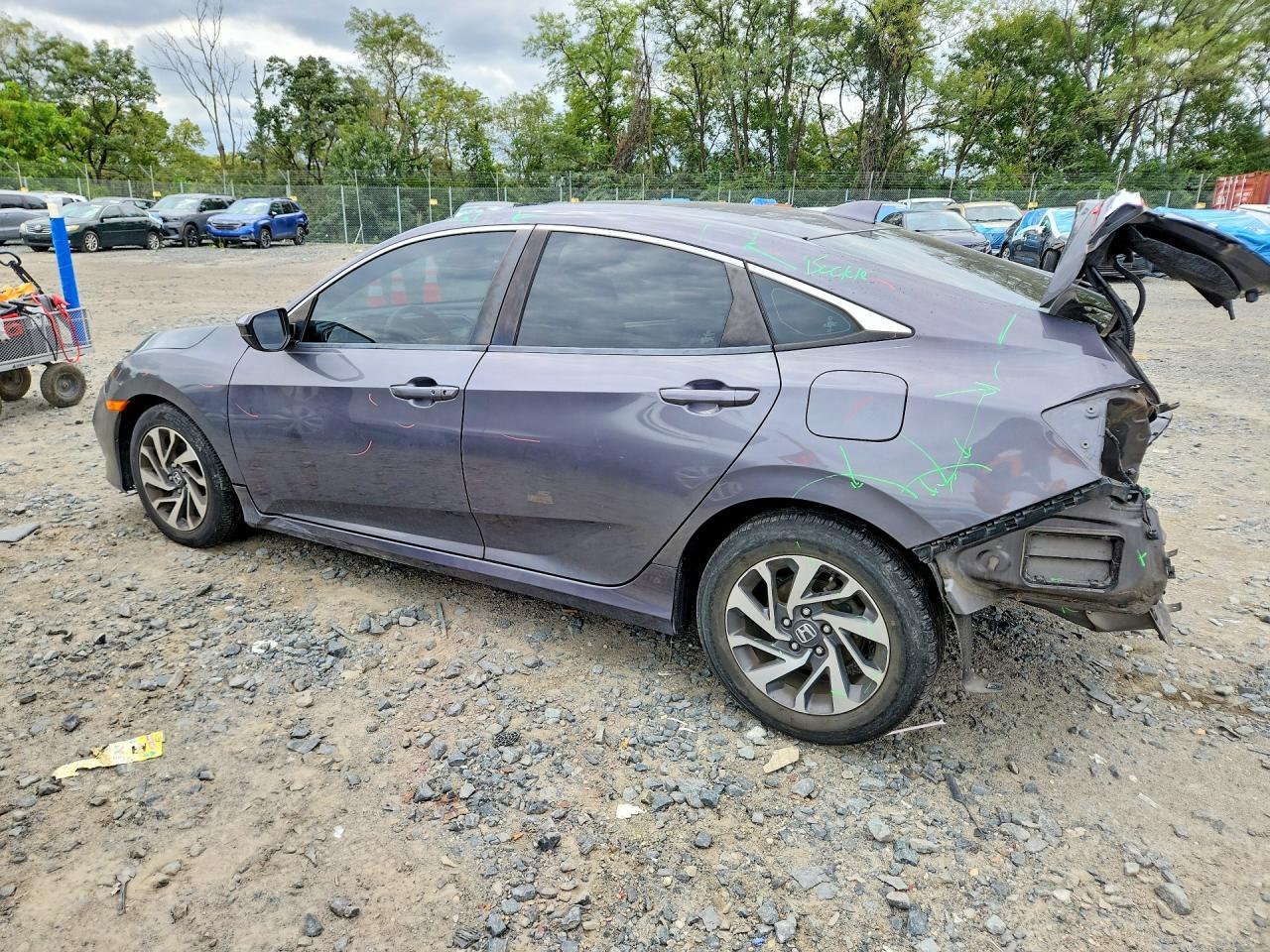 2018 Honda Civic Ex - Фото 2
