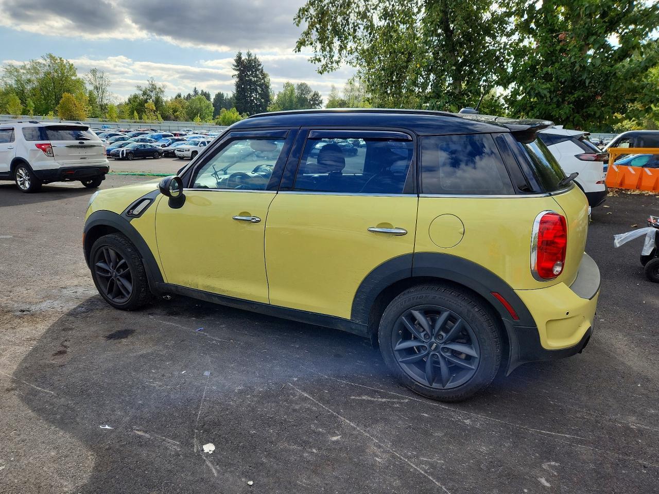 2012 Mini Cooper S Countryman - Image 2
