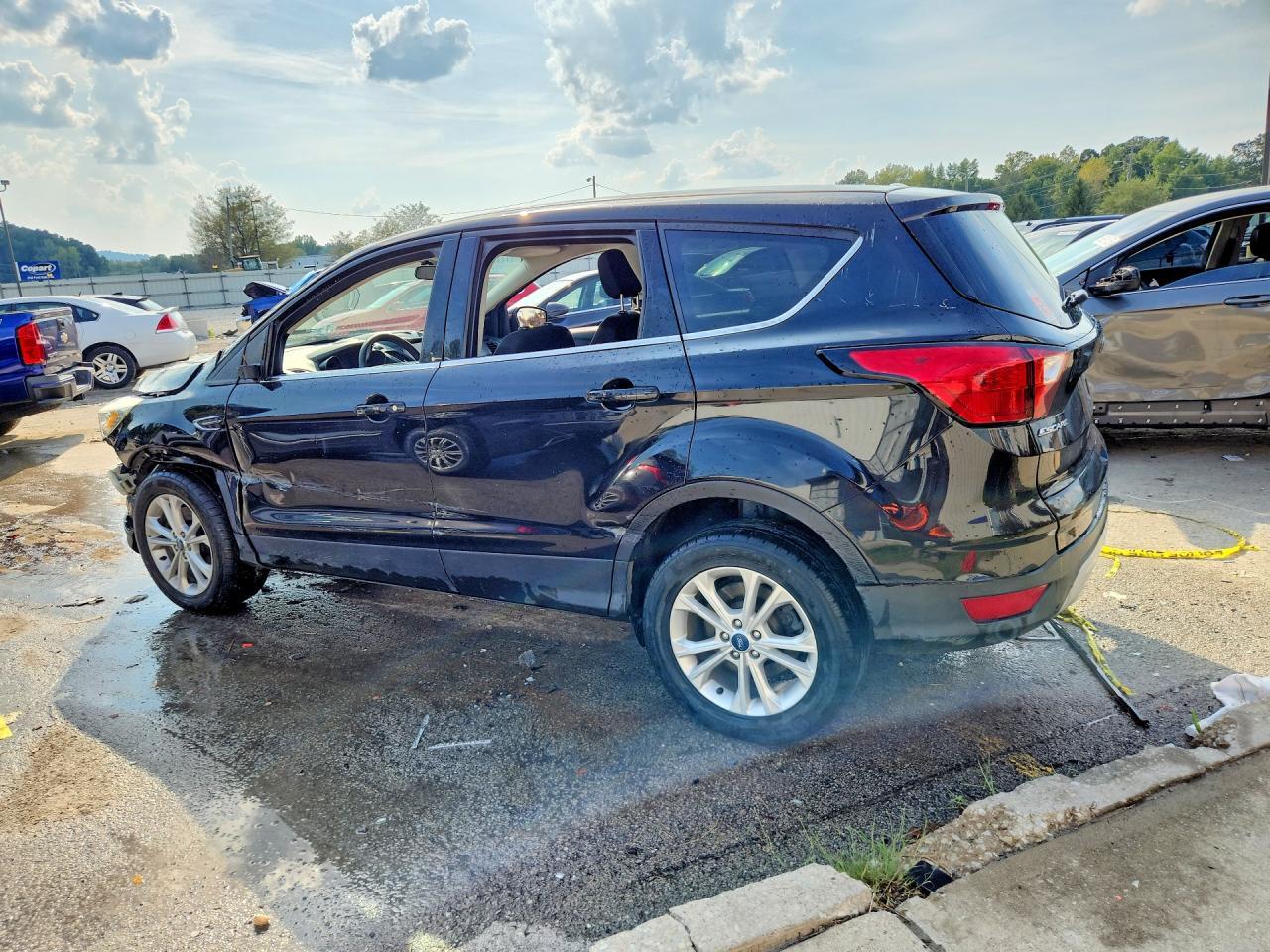 2019 Ford Escape Se - Image 2