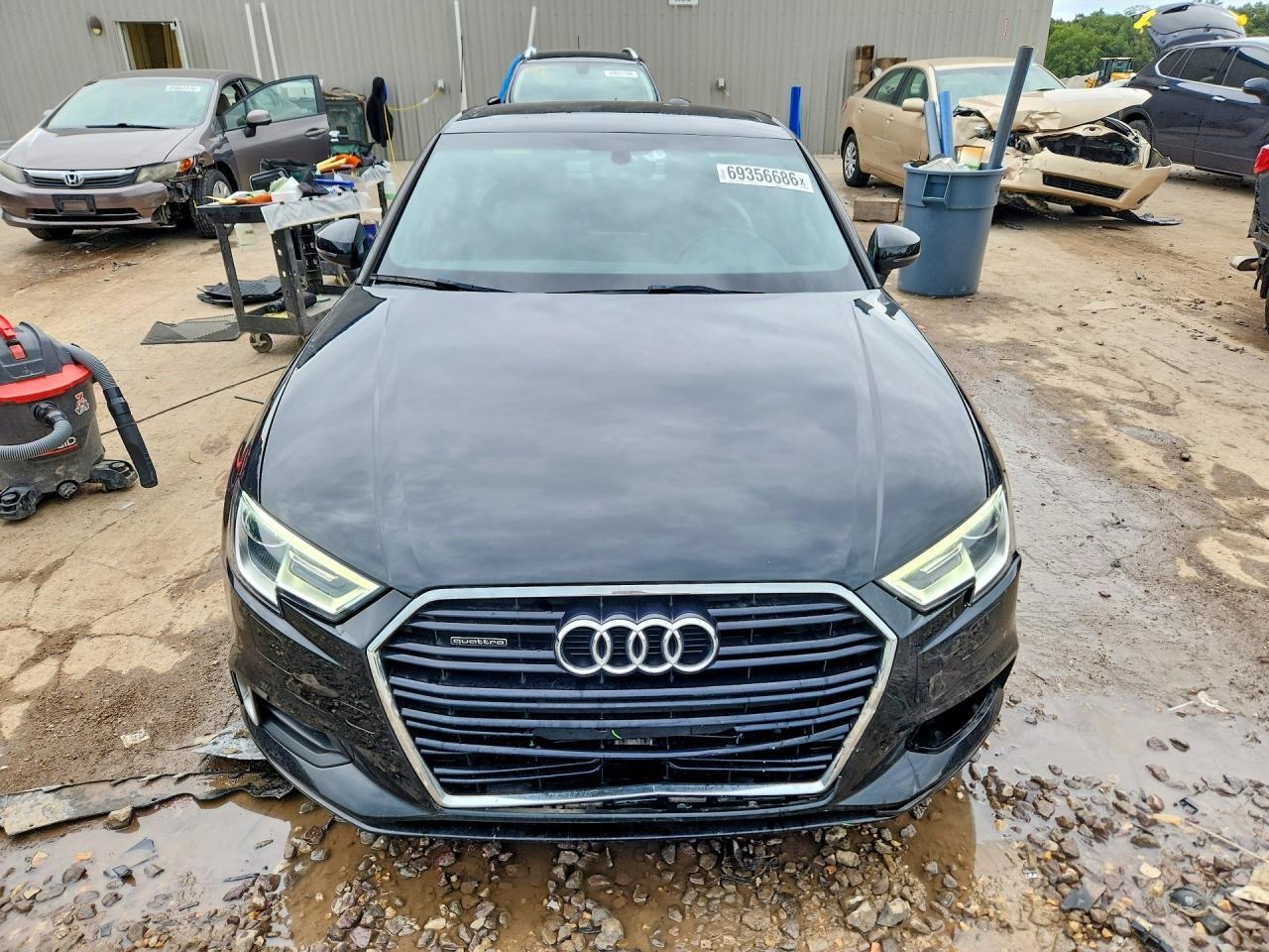 2017 Audi A3 Premium - Фото 5