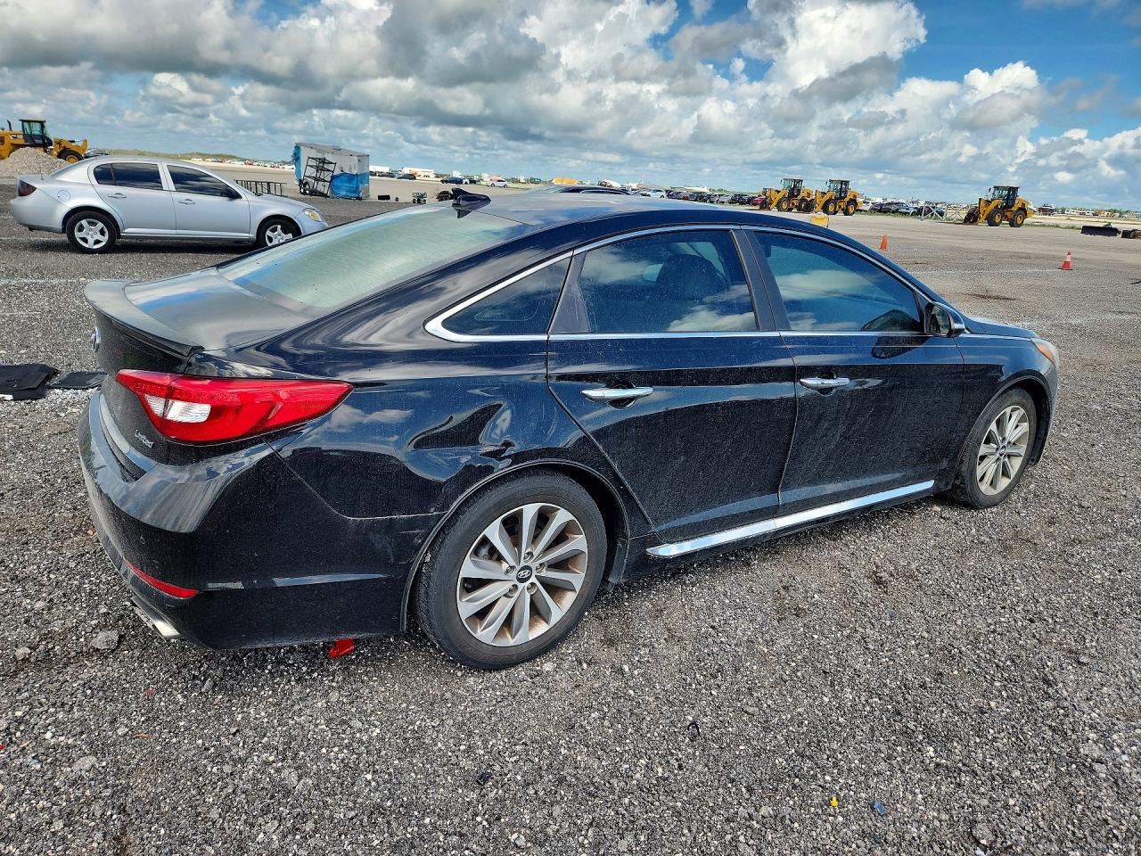 2017 Hyundai Sonata Limited - Фото 3