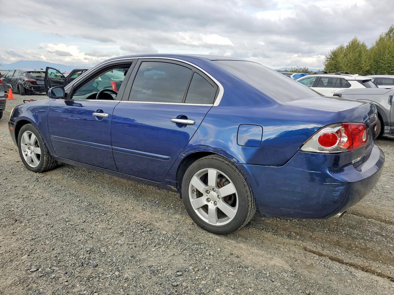 2006 Kia Optima Lx - Image 2
