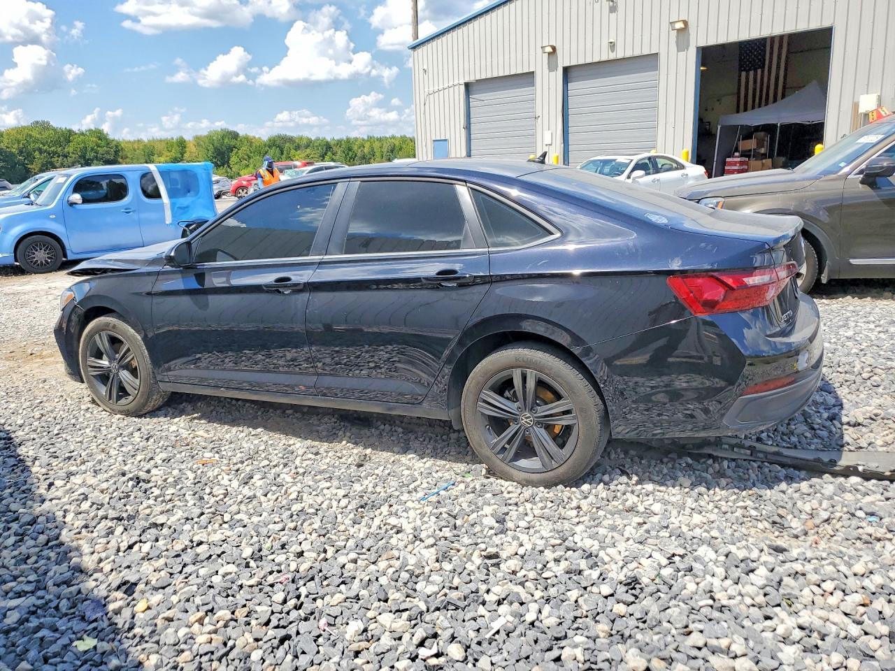2024 Volkswagen Jetta Se - Фото 2