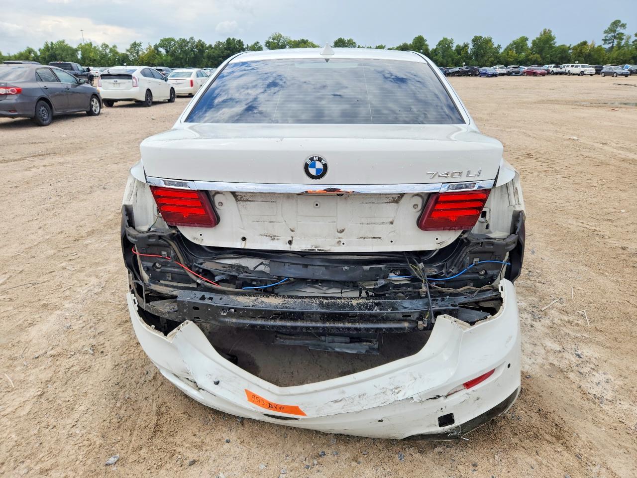 2015 BMW 740 Li - Image 6