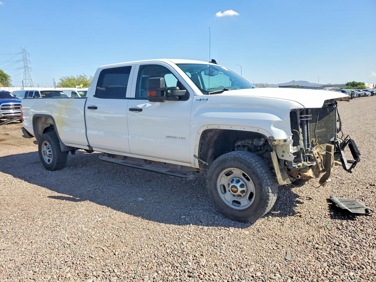2017 GMC Sierra K2500 Heavy Duty - Фото 4