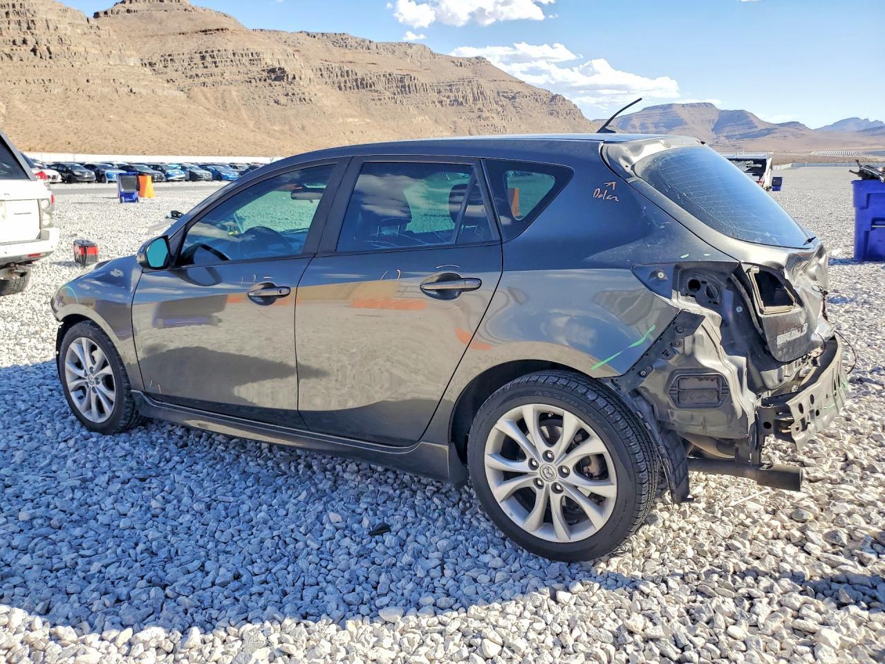 2011 Mazda 3 S - Фото 2