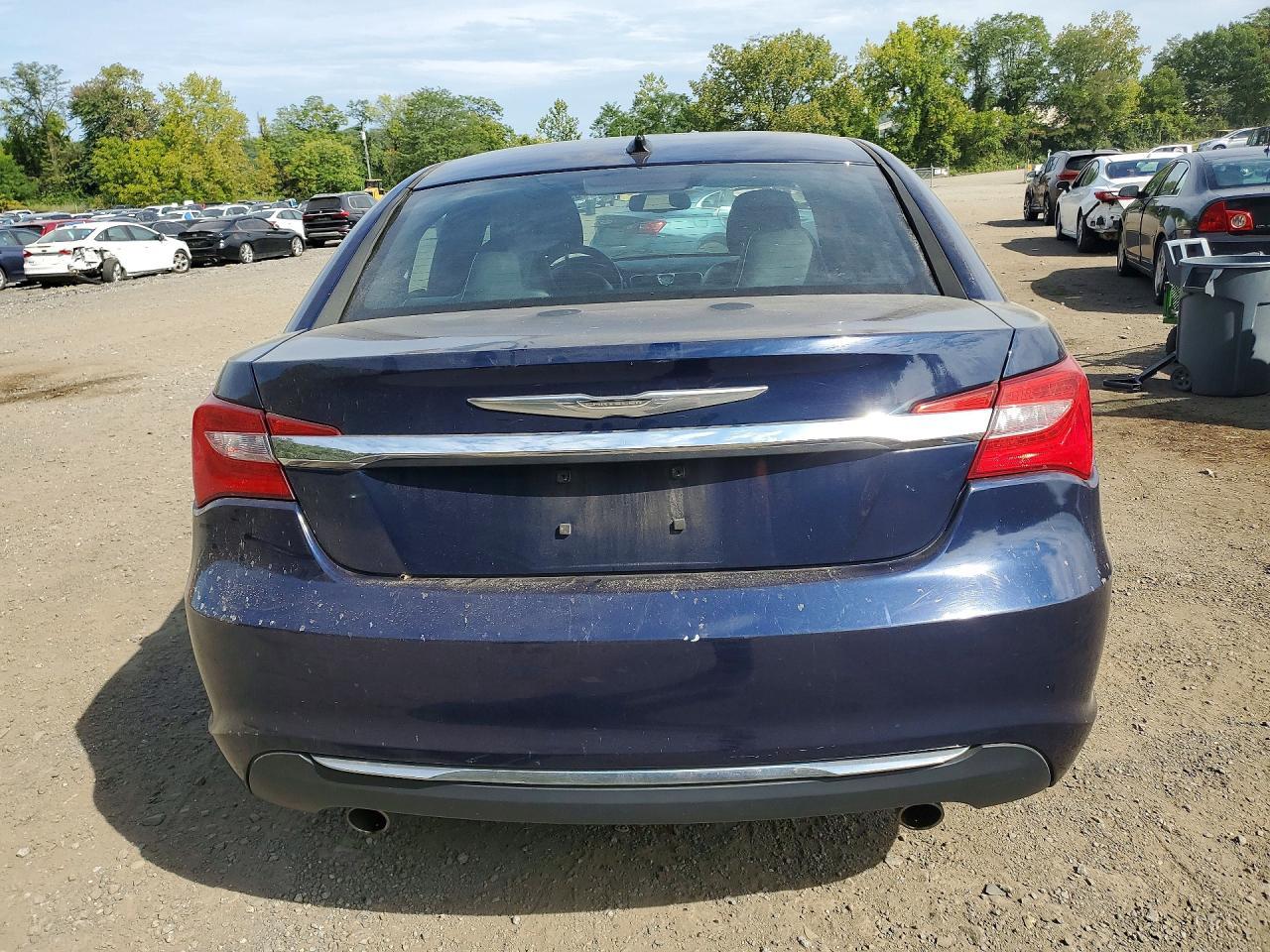 2014 Chrysler 200 Limited - Фото 6