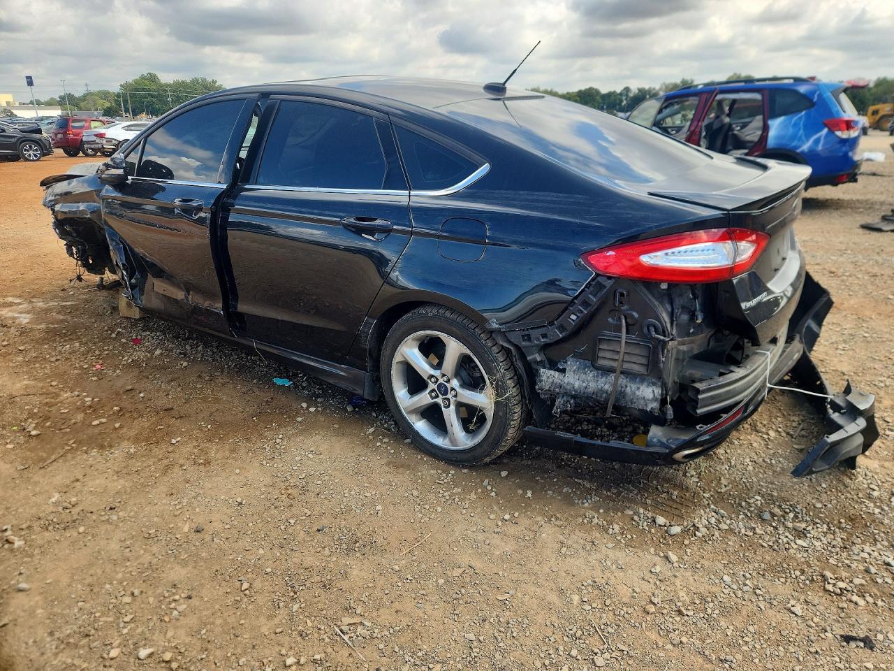 2015 Ford Fusion Se - Image 2