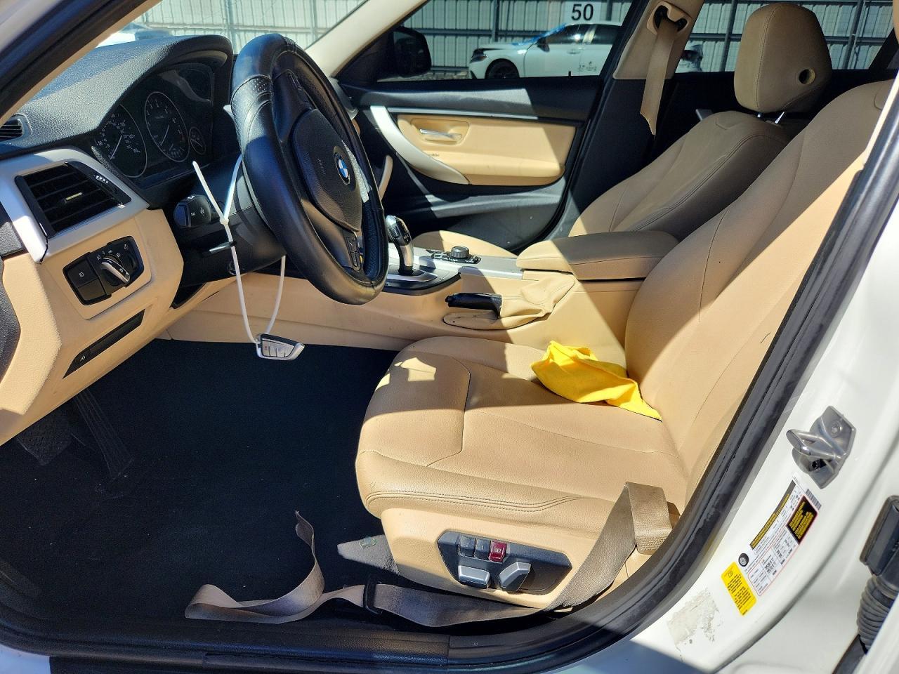 2018 BMW 320 I - Image 7
