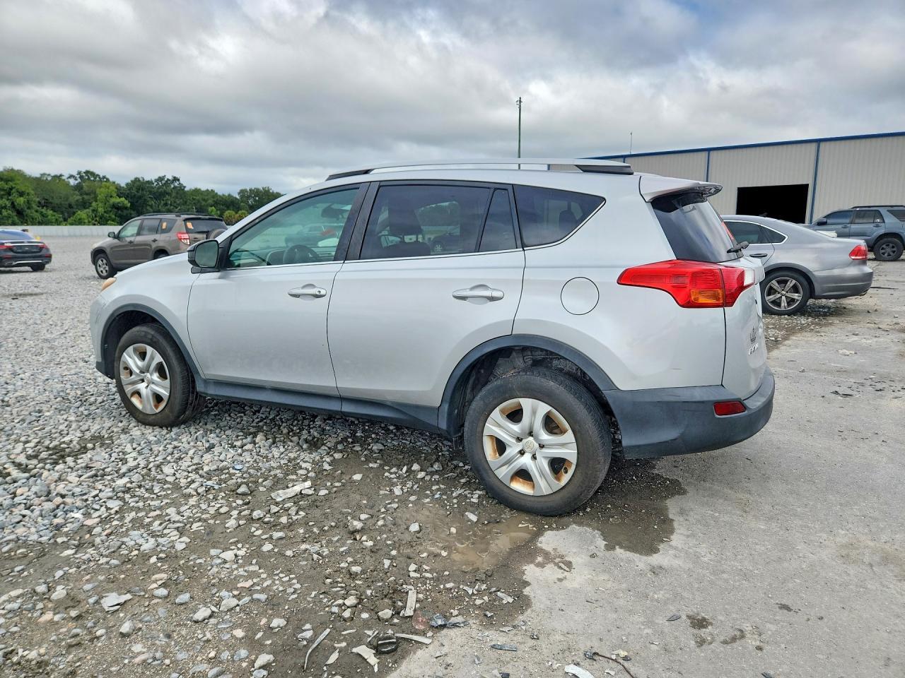 2013 Toyota Rav4 Le - Фото 2