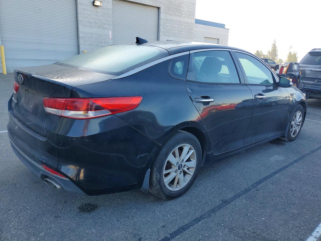 2016 Kia Optima Lx - Фото 3