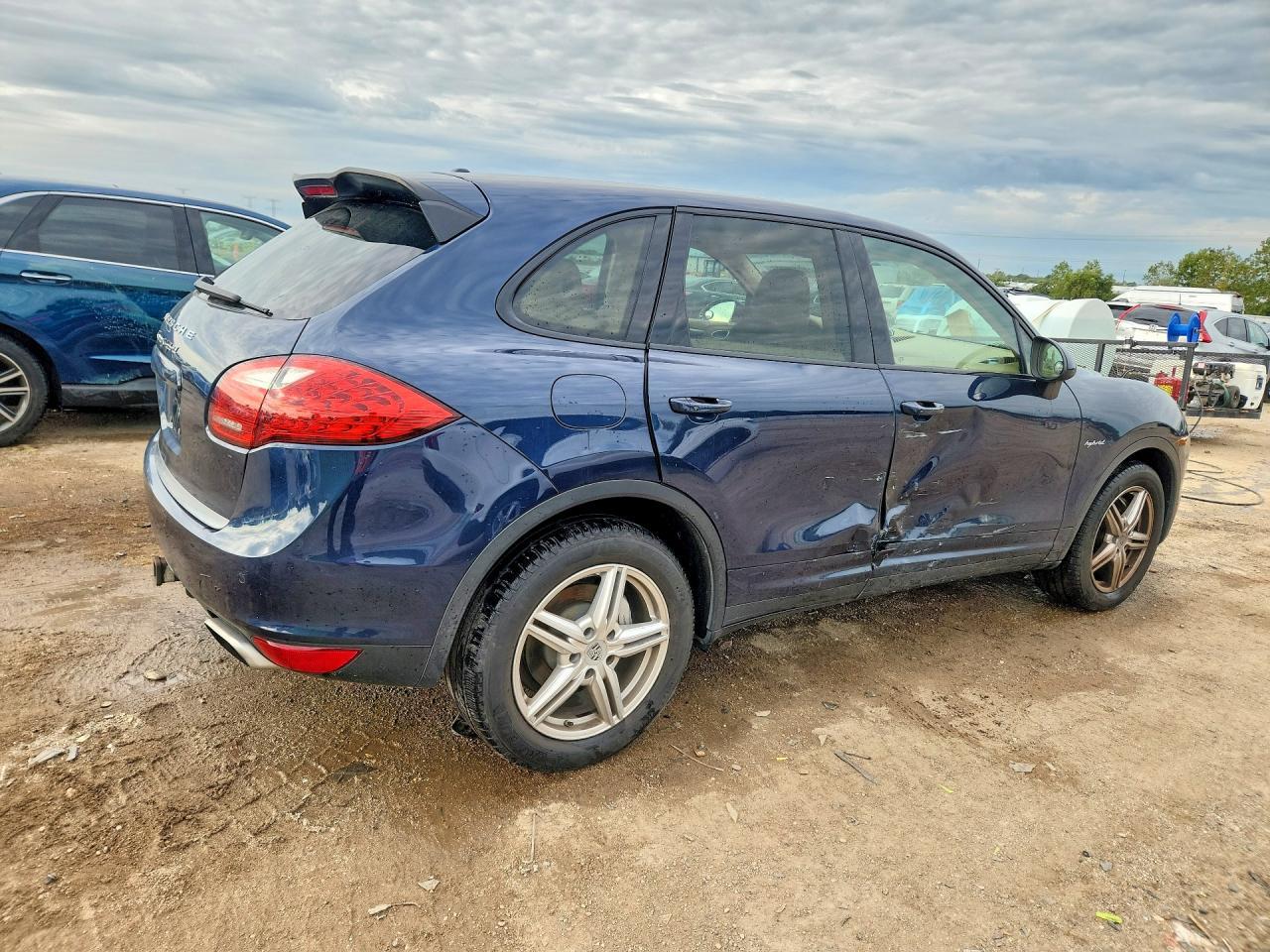 2012 Porsche Cayenne S Hybrid - Фото 3