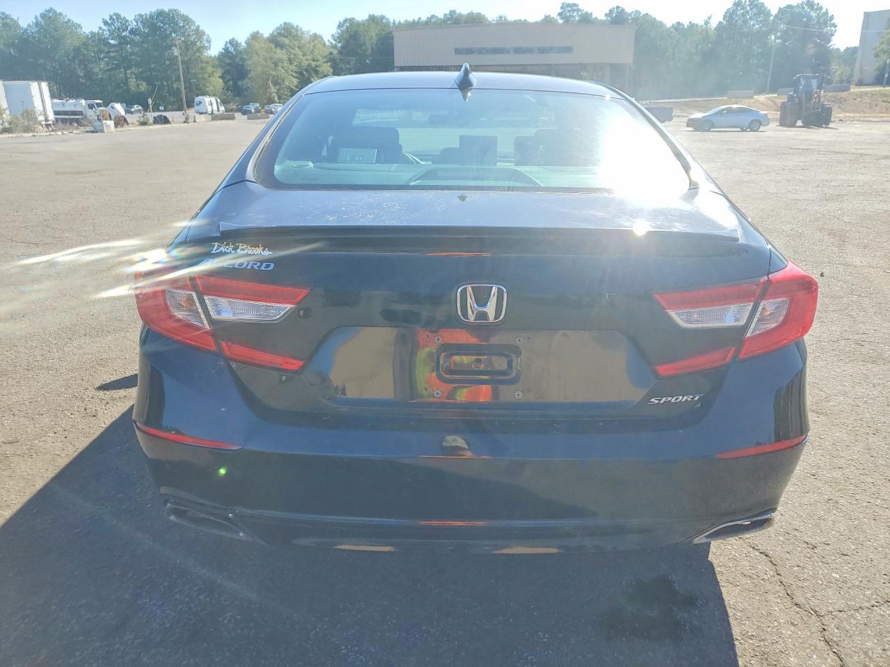 2022 Honda Accord Sport - Фото 6