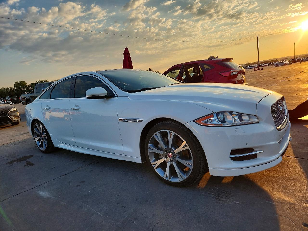 2015 Jaguar Xj - Фото 4