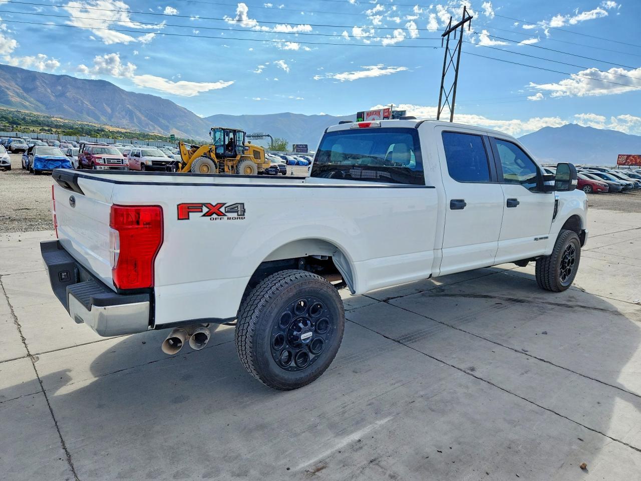 2022 Ford F250 Super Duty - Фото 3