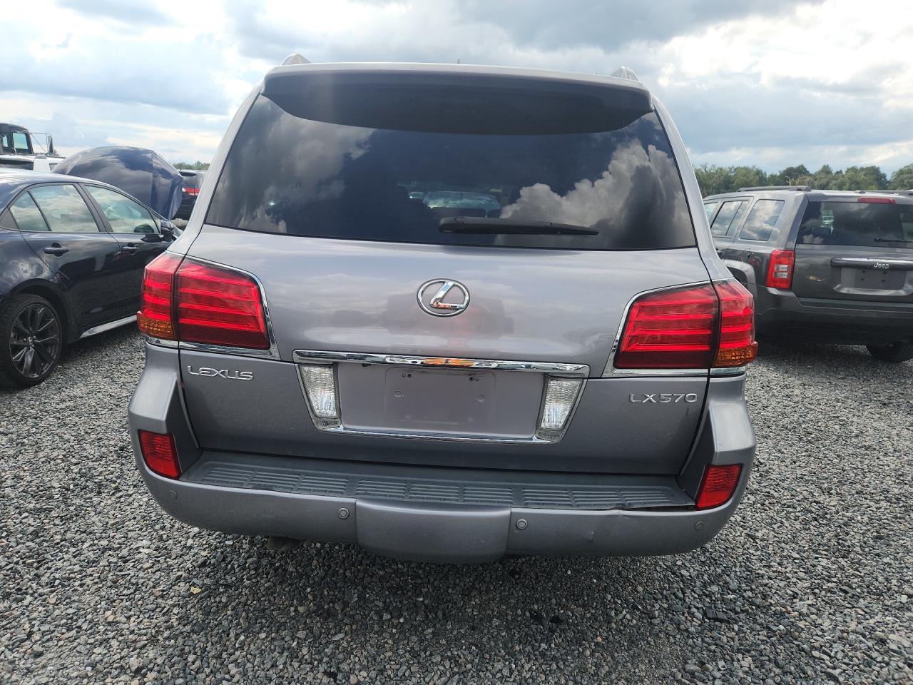 2010 Lexus Lx 570 - Фото 6