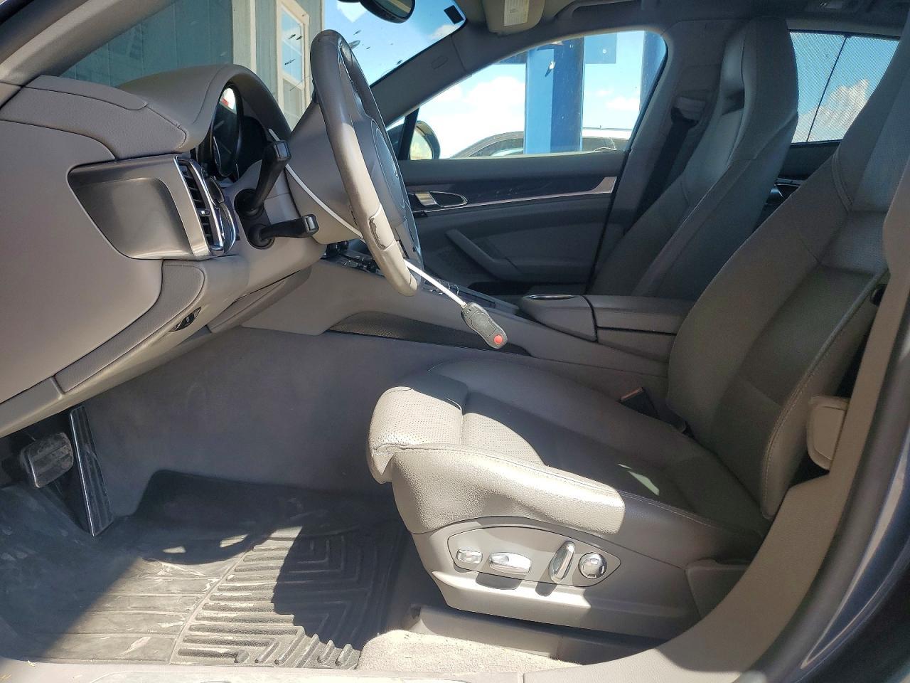 2011 Porsche Panamera 2 - Фото 7