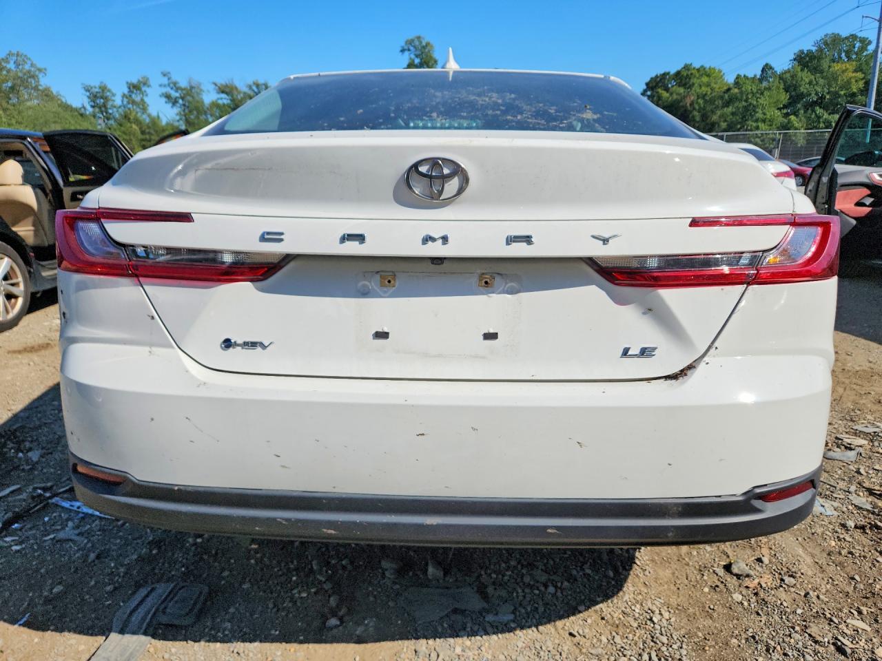 2025 Toyota Camry Le - Image 6