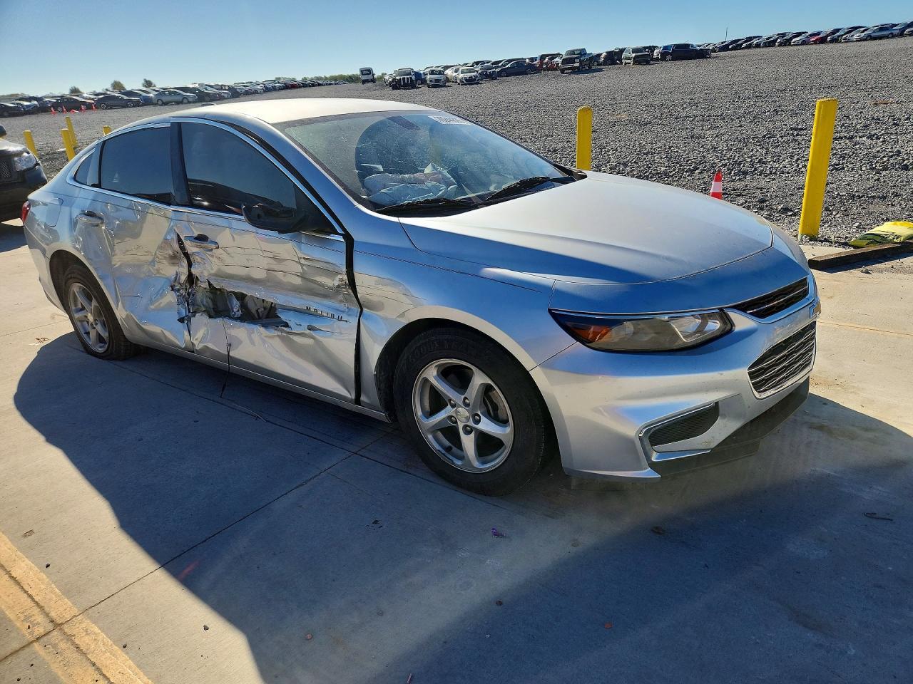 2017 Chevrolet Malibu Ls - Фото 4
