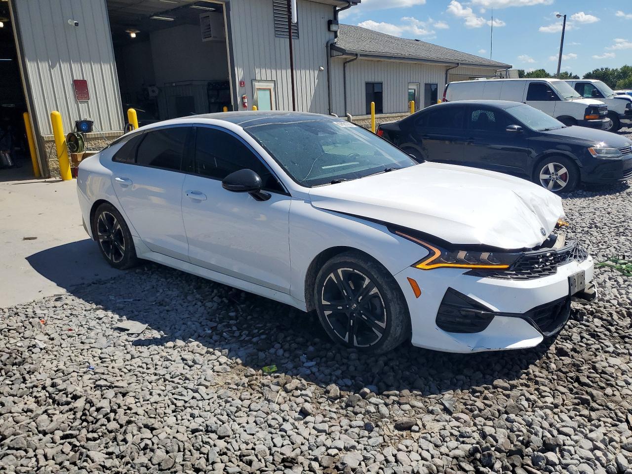 2021 Kia K5 Gt Line - Фото 4