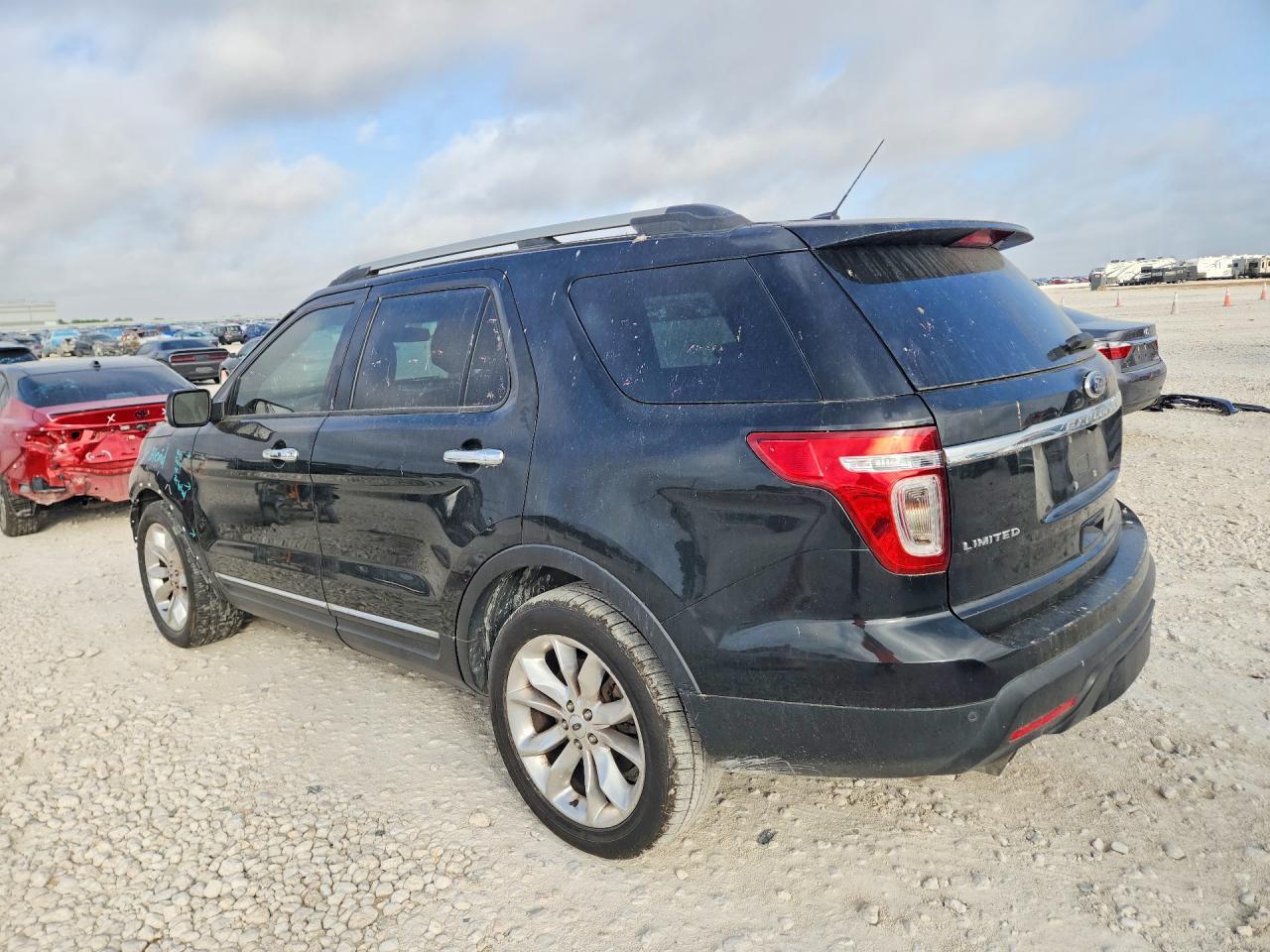 2013 Ford Explorer Limited - Image 2