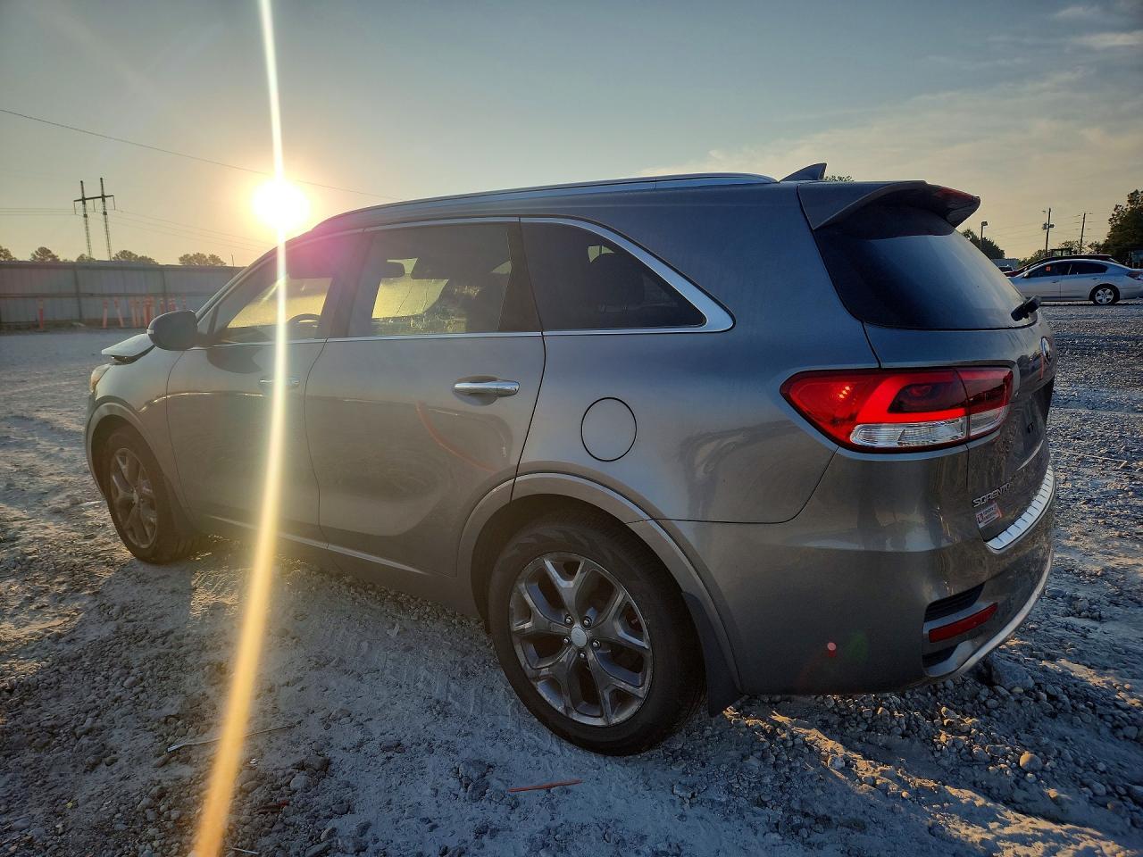 2016 Kia Sorento Sx V6 - Фото 2