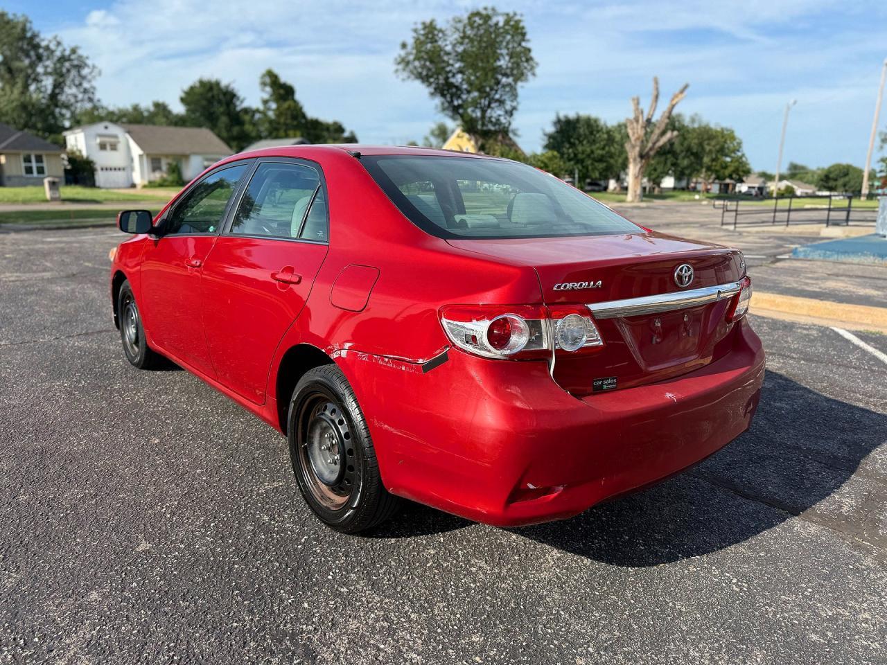 2013 Toyota Corolla Le - Image 3