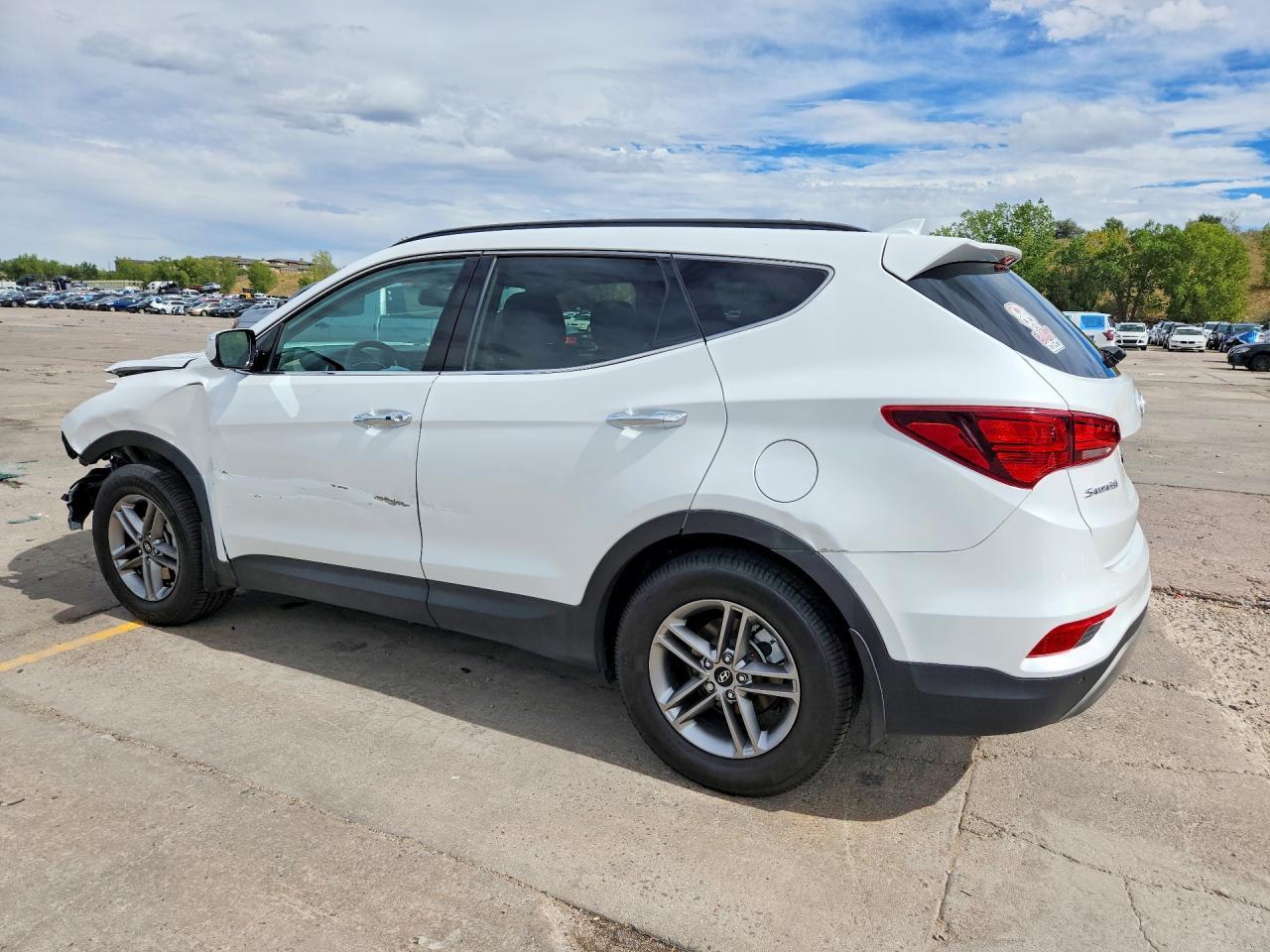 2017 Hyundai Santa Fe Sport 2.4L - Фото 2