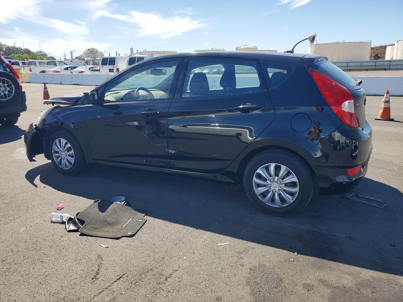 2012 Hyundai Accent Gs - Фото 2