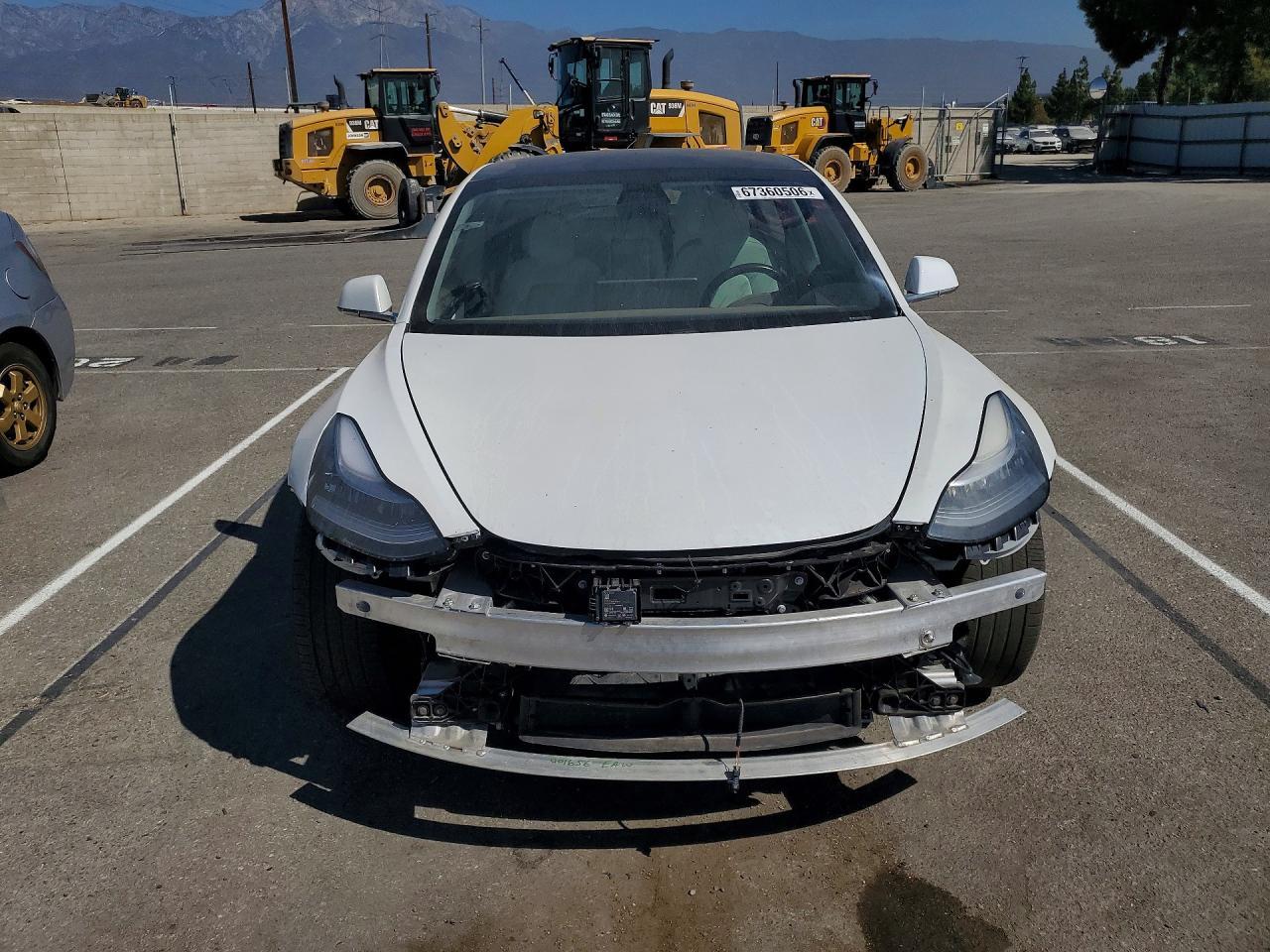 2020 Tesla Model 3 - Image 5
