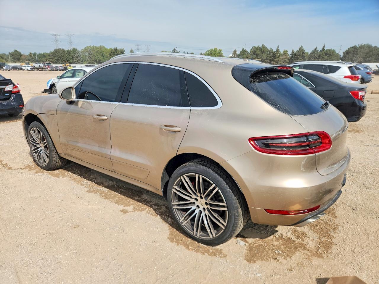 2016 Porsche Macan Turbo - Фото 2