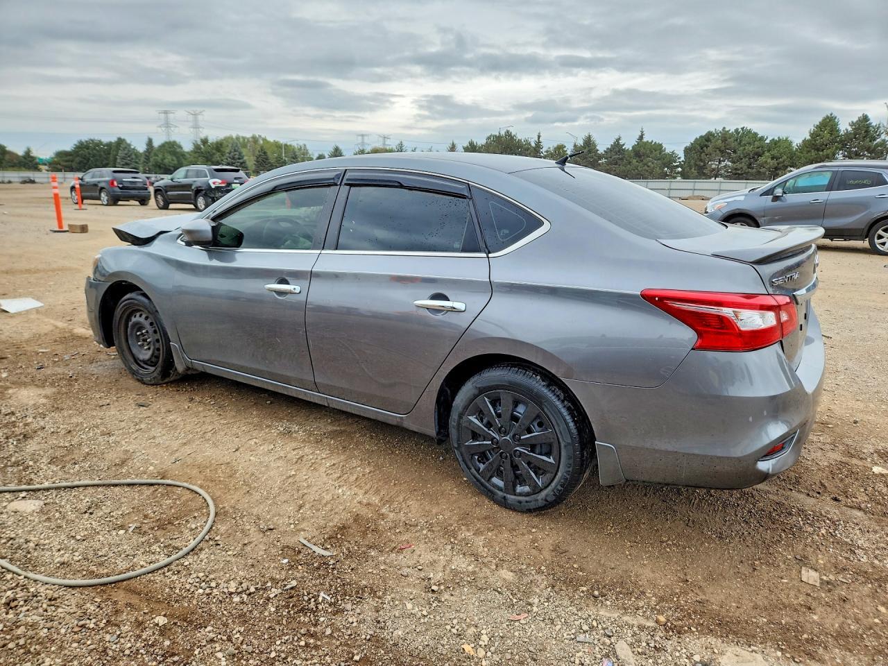2019 Nissan Sentra S - Фото 2