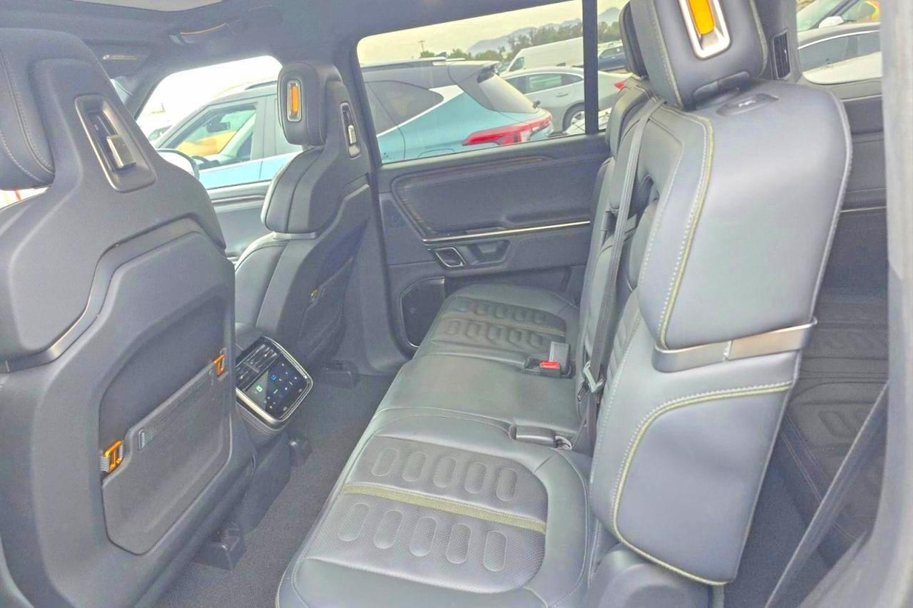 2023 Rivian R1S Adventure - Image 6