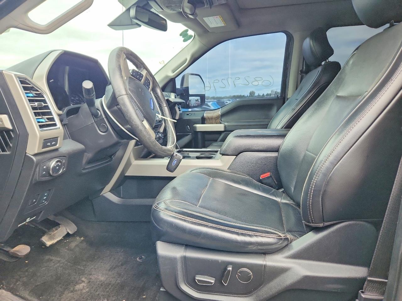 2017 Ford F250 Super Duty - Фото 7