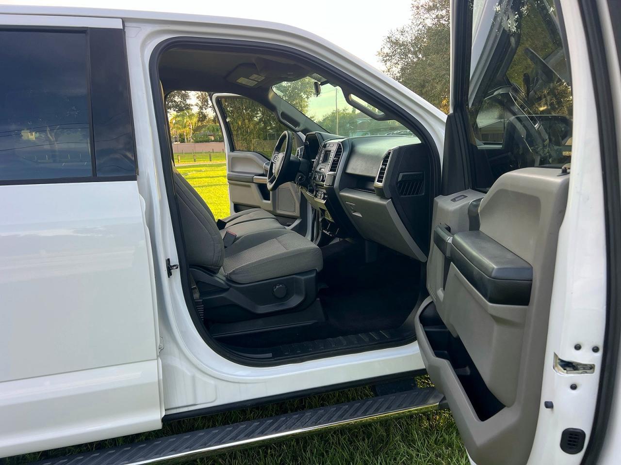 2017 Ford F150 Supercrew - Image 5