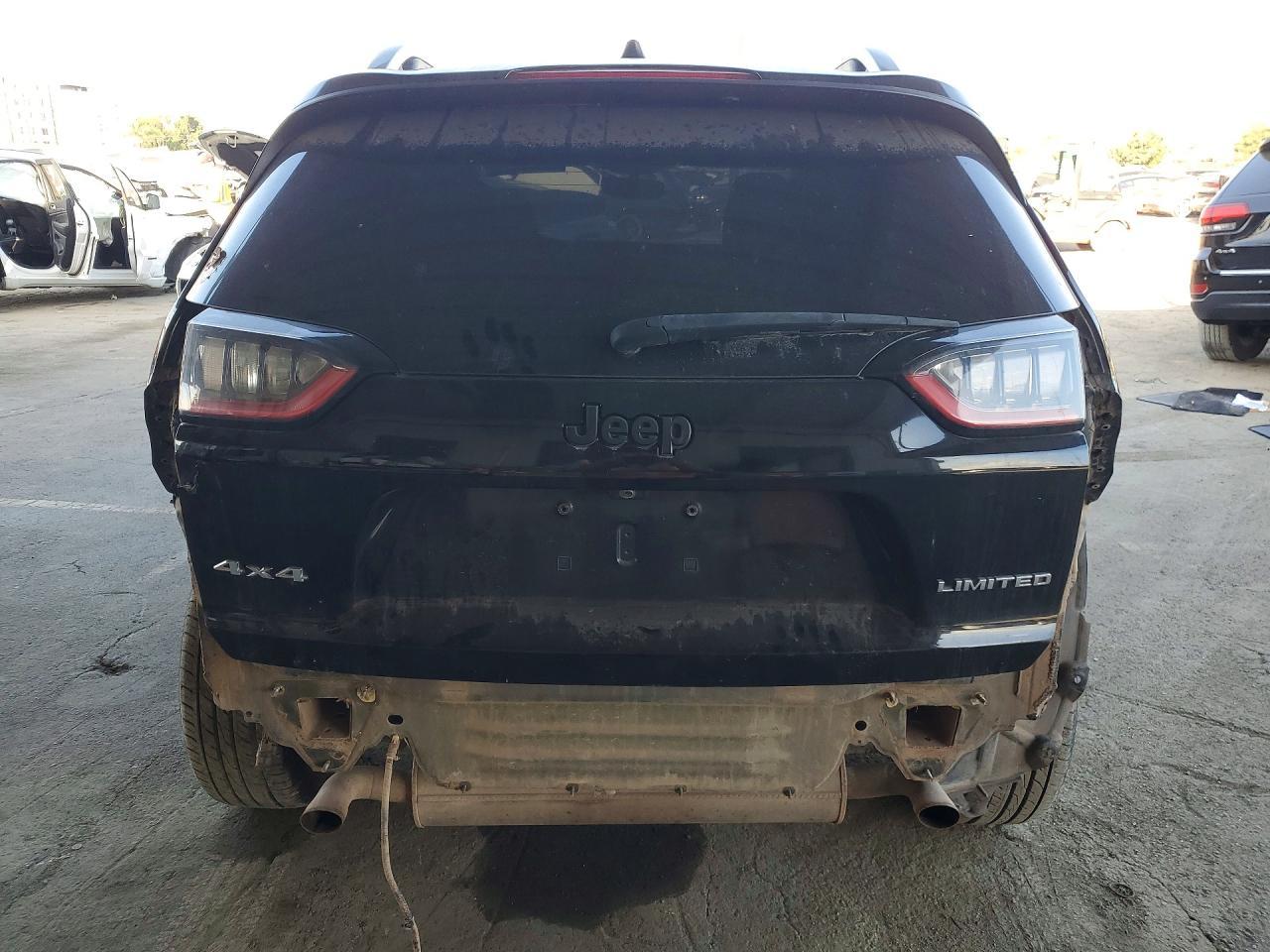 2019 Jeep Cherokee Limited - Image 6