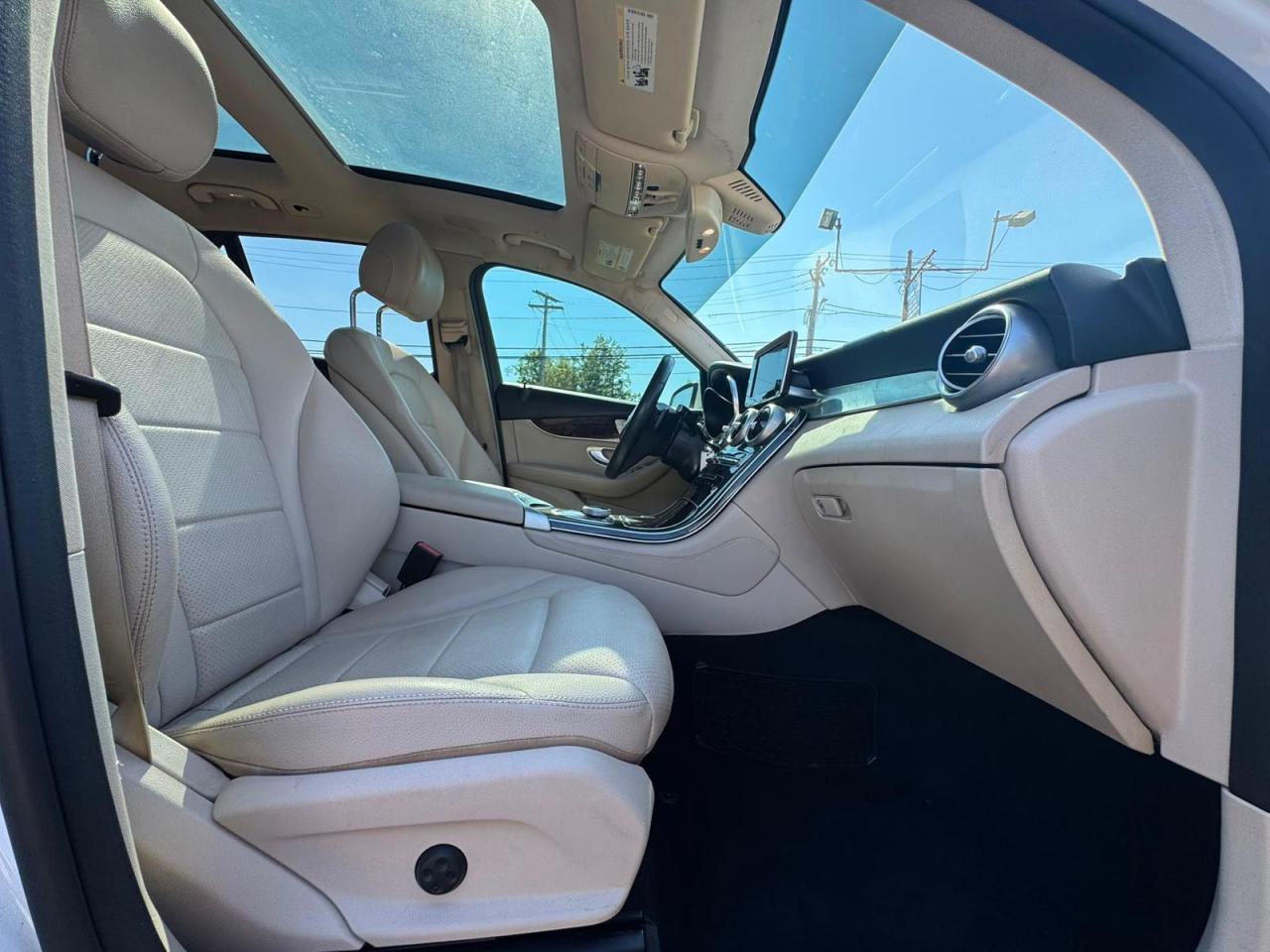 2018 Mercedes-Benz Glc 300 - Image 5