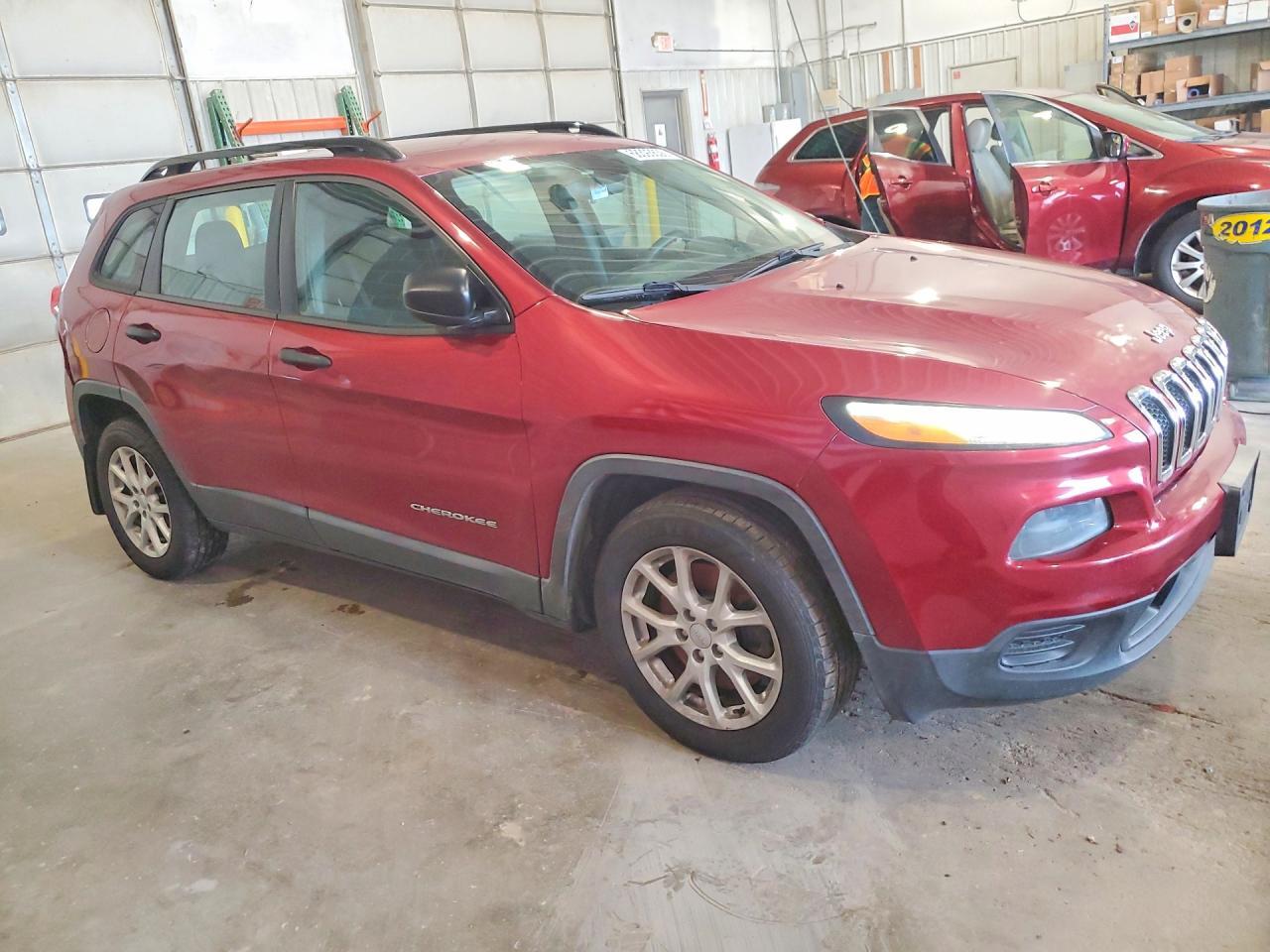 2015 Jeep Cherokee Sport - Фото 4