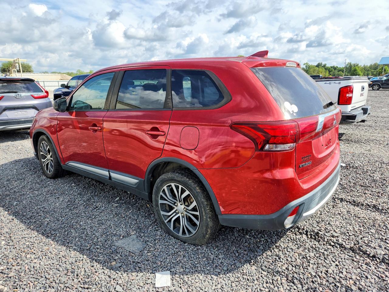 2018 Mitsubishi Outlander Es - Фото 2