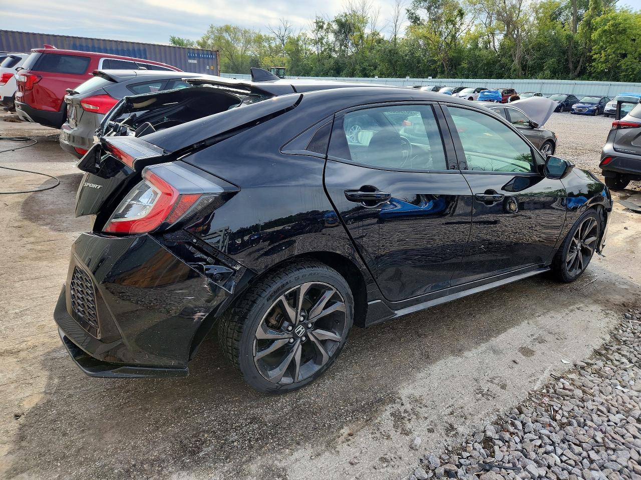 2018 Honda Civic Sport - Image 3