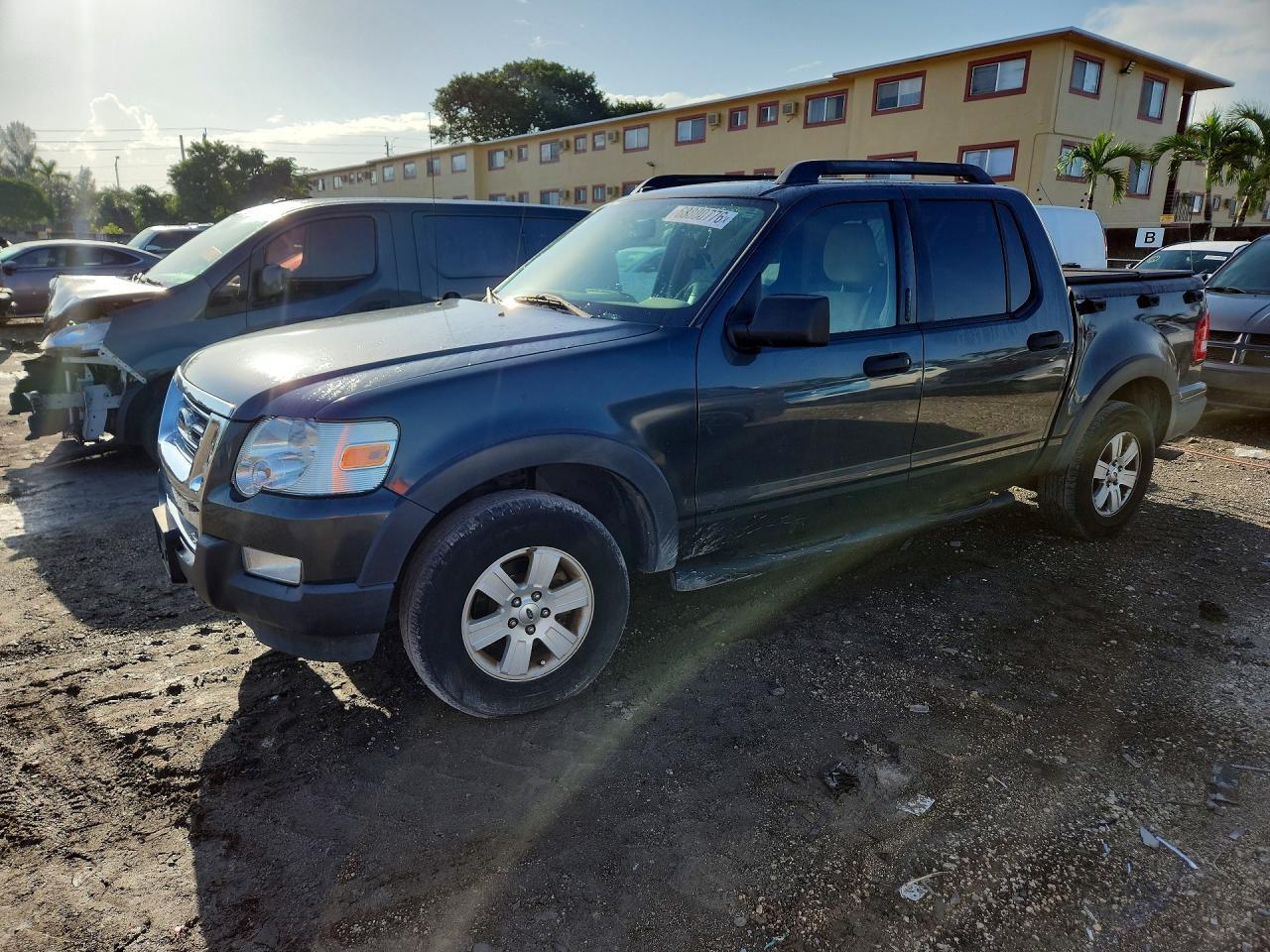 2009 Ford Explorer Sport Trac Xlt